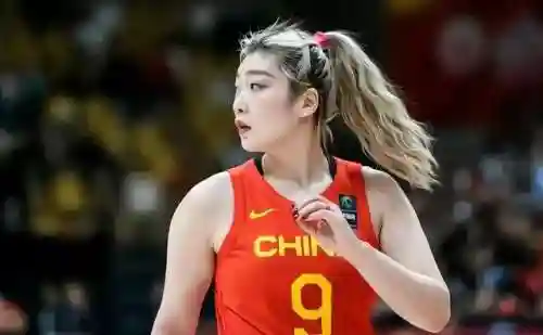 中国女篮最强5人首发阵容(中国女篮核心人物)插图3
