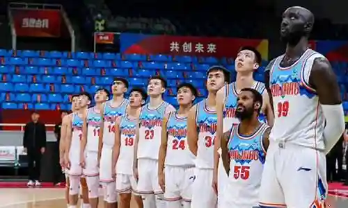 防守悍将新疆队阵容搭配插图
