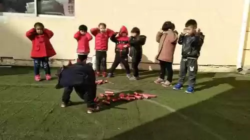 天天传奇狐狸魅惑可以封技能吗，幼儿园放鞭炮插图1
