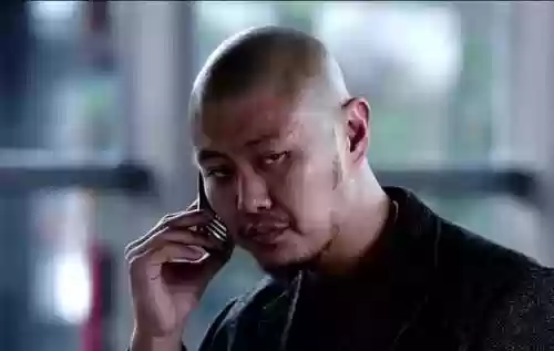 一部蝎子放到手上就可以当武器的电视，蝎子可以上手吗插图